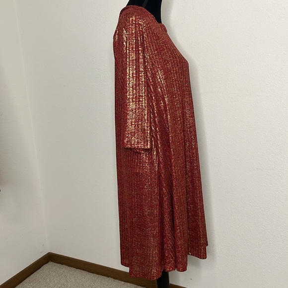 Heartsoul Plus size 2X red and gold shimmer 3/4 sleeve dress - Picture 5 of 12